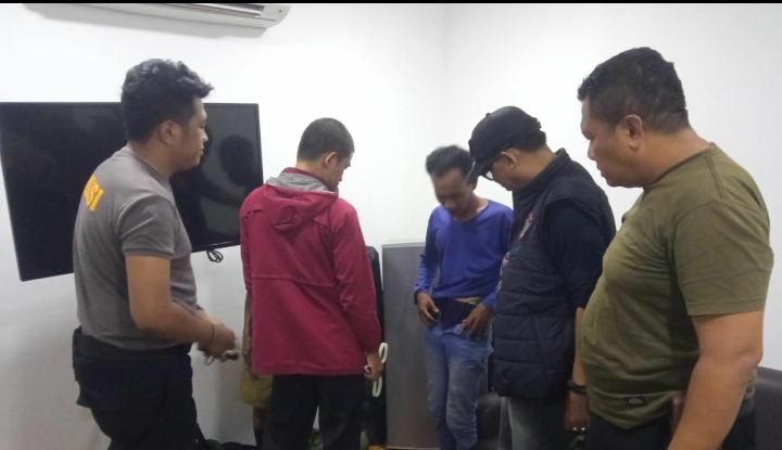 Beraksi Di Kawasan Kota Tua, 2 Polisi Gadungan Diamankan Polisi