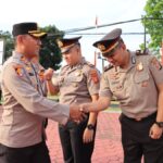 Polres Kutai Kartanegara Menggelar Upacara Korp Raport